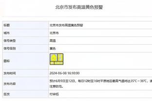 恩爱？凯尔西与泰勒-斯威夫特在巴哈马度假，二人水中拥吻