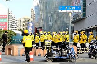 德泽尔比：布莱顿有10名伤员&还不习惯欧战，未来我会回到意大利